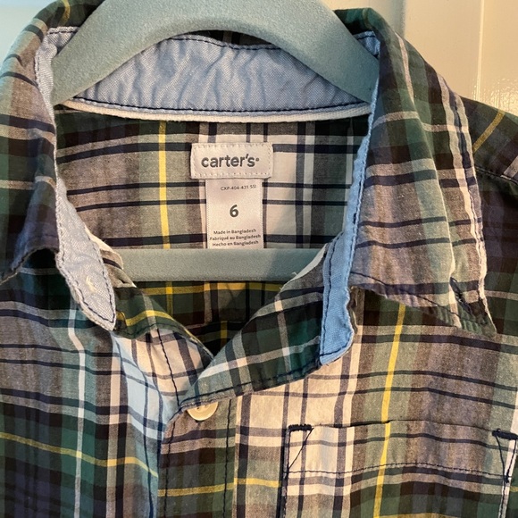 Carter's Boys Long Sleeve Button Down - Size 6 (Bundle for Discount) - Picture 3 of 3